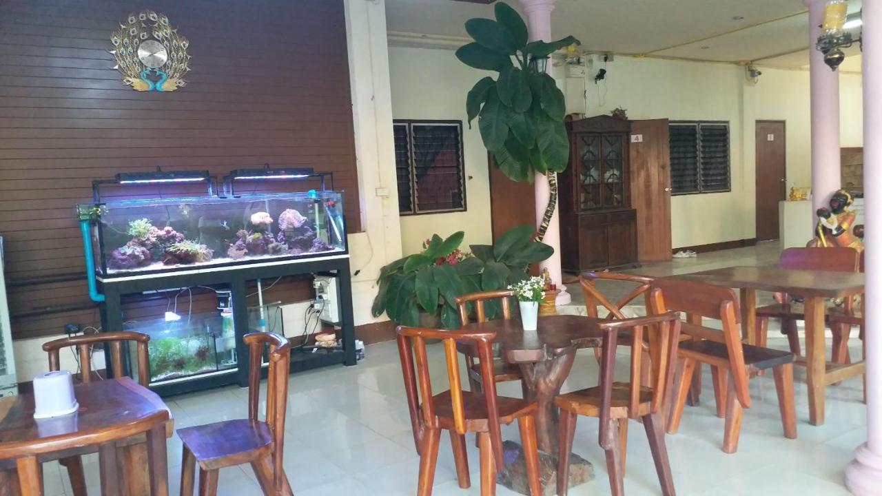 The 99 Inn Hotel Пакчонг Экстерьер фото